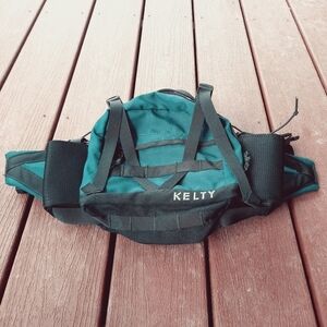 Kelty green daypack adjustable trail hiking waist fanny pack with bottle holders